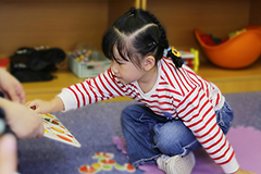 孩子口吃如何糾正？三招教你輕松改善