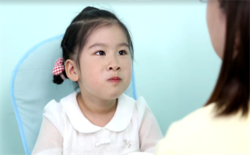 5歲小孩發(fā)音不標準怎么辦？